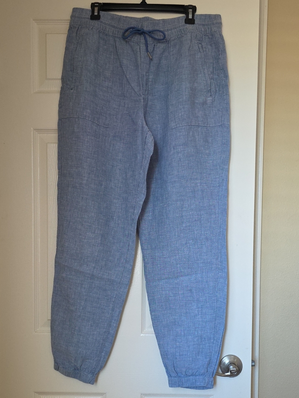 Athleta Cabo Linen Jogger in Chambray Blue